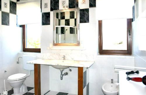 Family villa in Buje with pool and sea view - Foto 17