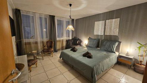 Central Charm - Bedroom & Kitchen Apartment near the Main Station Hauptbahnhof - Foto 3