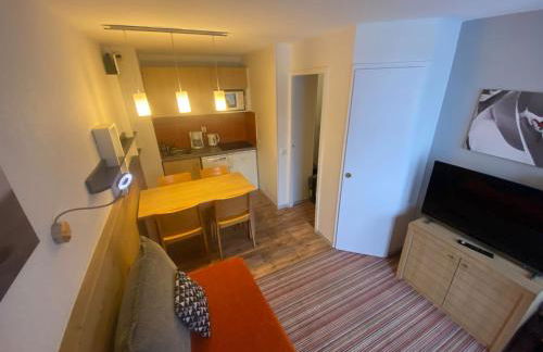 Ski-in ski-out 1 bed, La Tania - Foto 3