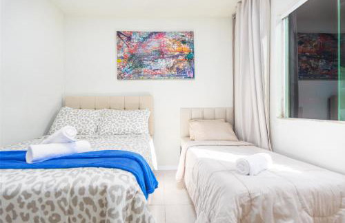 Refúgio Tropical Casa de Praia com Piscina e 4 Suítes e garagem 3 carros, 800 mtrs da praia internet 700 mbps, condomínio privado com pista de skate , quadra de futevôlei , campos e quadras de futebol! - Foto 26