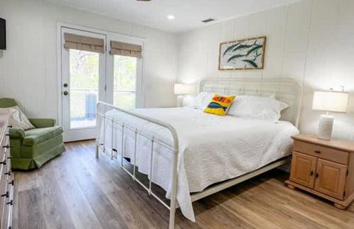 Mayberry on Bayberry Private pool Sleeps 10 - Foto 27