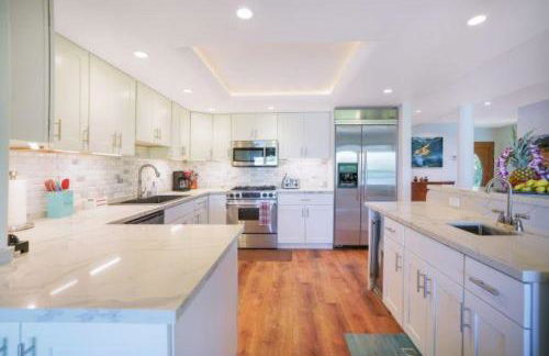 Luxury 2-Story Oceanfront Condo w/ Views & Pool - Foto 4