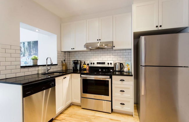 Stylish & Unique 3 Bdr Flat With Parking! - Foto 29