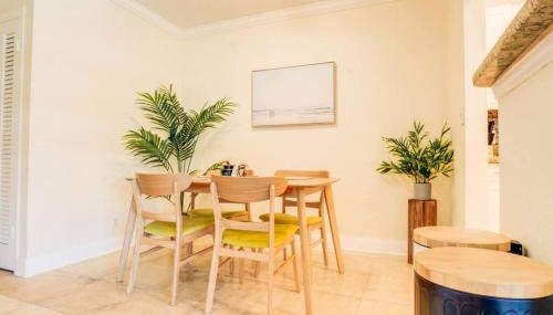 Intracoastal Oasis in a Prime Area w Pool and BBQ - Foto 3