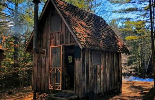 Charming Tiny House Rental with a Wood-Burning Fireplace near Gore Mountain, New York - Photo 19