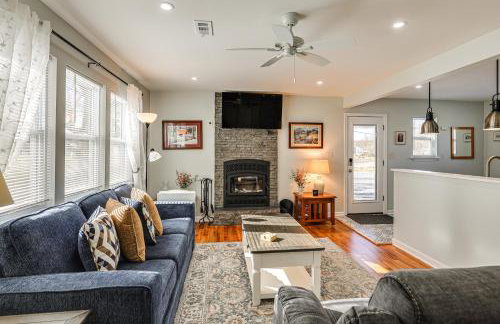 3 Mi to Washington College! Updated Home with Patio - Foto 1