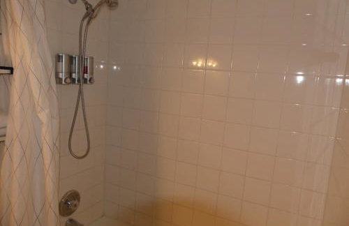 Beautiful 2-Bedroom Condo Near Universal and other Orlando Attractions, King Bed & Wi-Fi - Foto 34