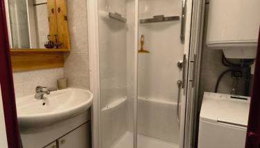 Le Cocon Pyrénéen - Ski aux pieds & Parking Privé - Foto 5, Shower