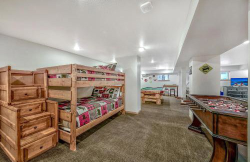 Black Bear Villa - large 4 BR 4 BA hot tub game room - Foto 15