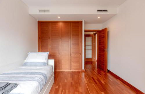 Modern 2 bedroom apt 20 min from city center - Foto 21