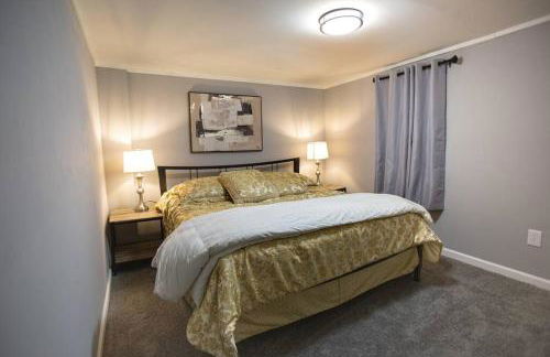 Irish Cove Getaway! Walk to ND! - Foto 22