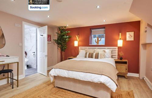 Beautiful 3BDR House By Homebird Property Management Short Lets & Serviced Accommodation Leeds With Free Parking & Free WiFi - Foto 31