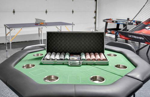 Four Bed Home with Pool Game Room Bar Near Beach - Foto 3