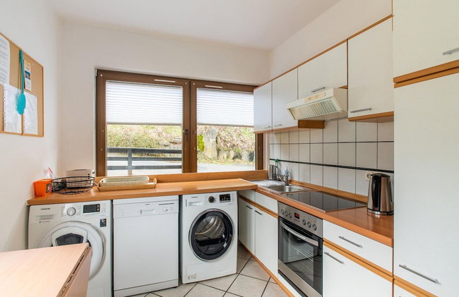 Spacious Holiday Home With Private Terrace - Photo 11
