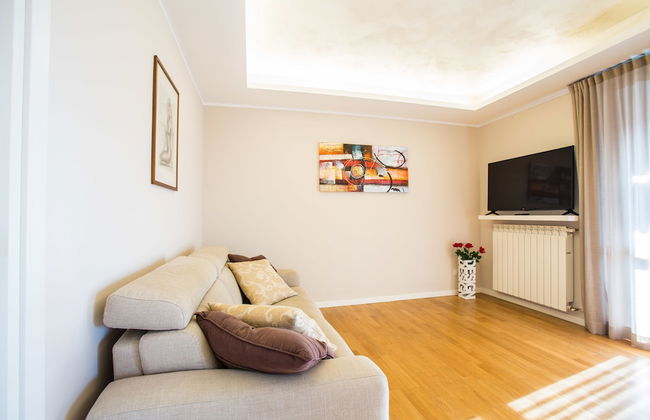 Bright Apartments Desenzano - Cascinale Pool 1 - Photo 17