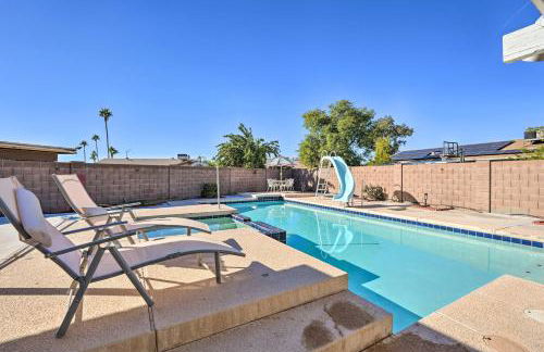 Families with Pets Welcome! Poolside Gem in Phoenix - Foto 3