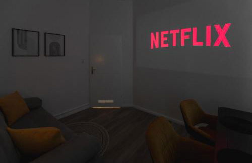 Bheaven I Golden Wave Premium Apartment - Photo 13