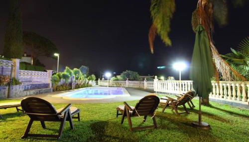 Basketball court, pool, BBQ, gardens, seaviews - Foto 4