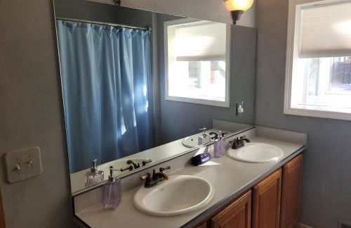 The Coral Castle - Gorgeous and Great Location! - Photo 26