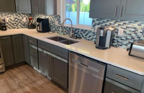 Updated Spacious Home & Hot Tub - Foto 5