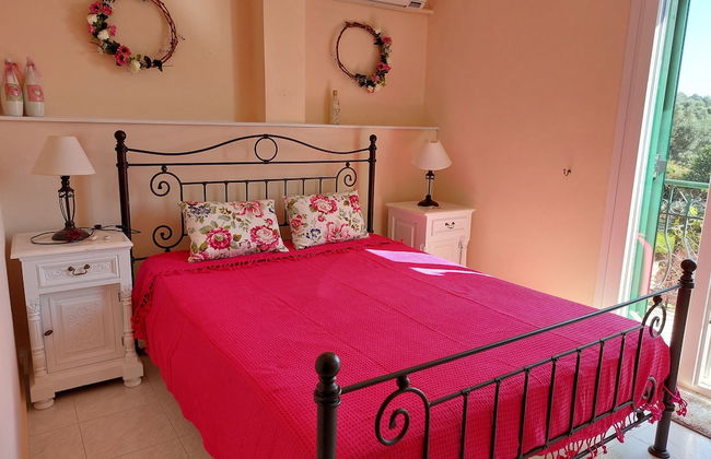 Ariadni Sea View Apartment - Photo 4