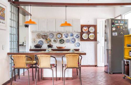 Car in the garage and everything on foot. - Photo 53