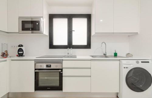 Lupama Suite Rooftop Pool, Sea Views, 2 min to Beach - Foto 17