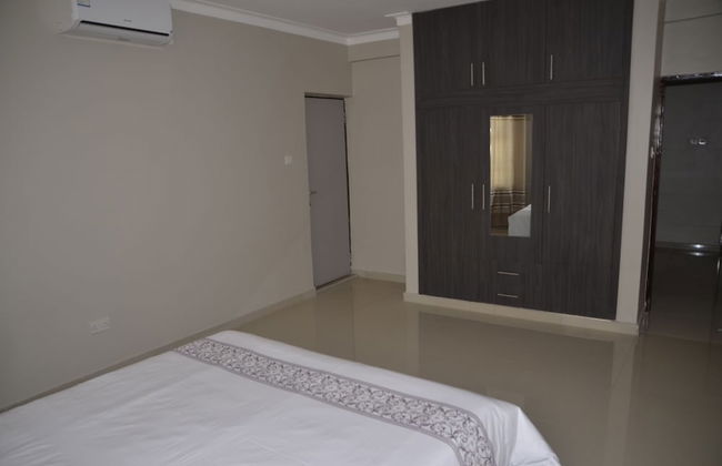 Hope's Apartments - Photo 4