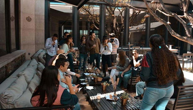 Degustación de vinos en la bodega Casa Real