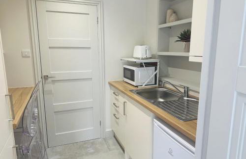 Beautiful 1-bed Studio in Bourne end - Foto 8