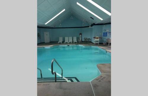 Regent Hilltop Cabin - Photo 40