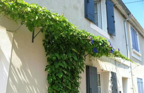 Au Cœur des Remparts - Foto 17