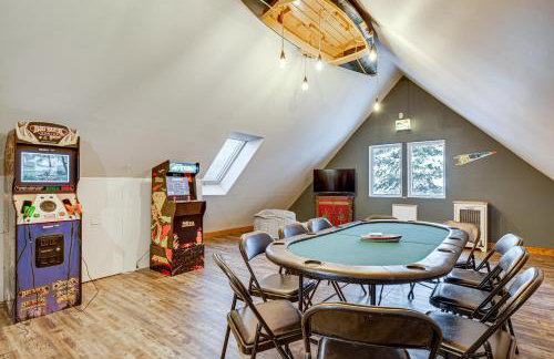 Private Peninsula! Laurel Lake Retreat with 3 Piers - Foto 3