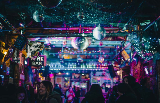 Tour de fiesta por los ruin bars de Budapest - Foto 4