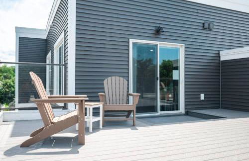 Private Hot Tub The Roost 16 Patio 2BR Downtown - Foto 16