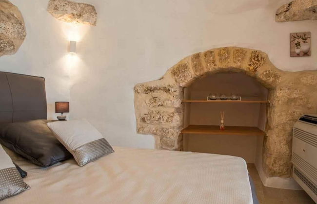 Luxury Scialandre Exclusive Pool Villa - Photo 7