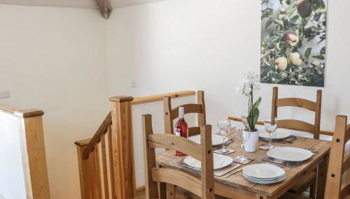 Orchard Cottage - Photo 5