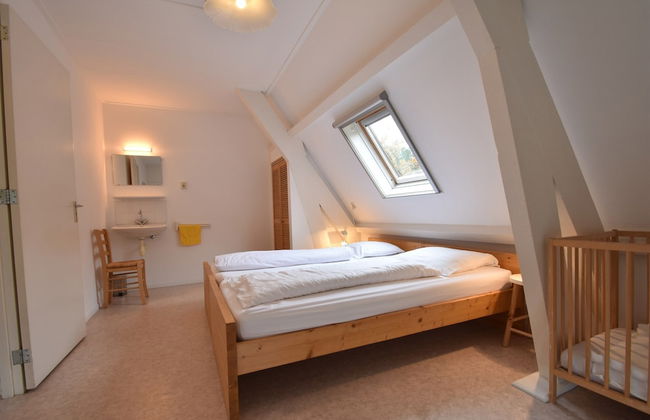 Apartment Bergen aan Zee Near Beach - Photo 11