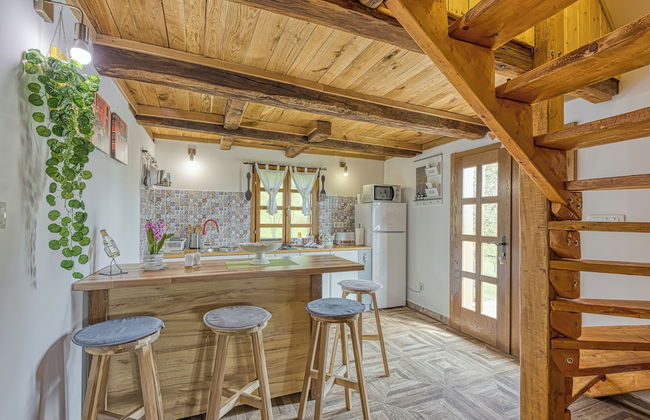 Rural House With Wellness - Photo 8