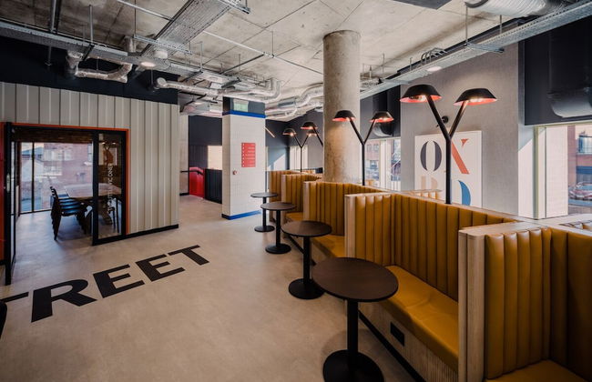 Vita Student Only, Bruce Street at Belfast - Photo 2