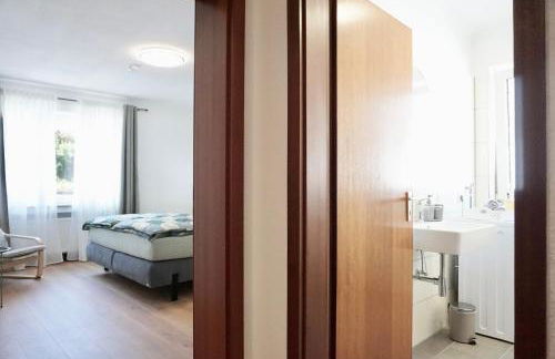 2 Schlafzimmer Wohnung mit Balkon und privatem Stellplatz unmittelbar an der Mosel für bis zu 8 Gäste - Foto 19