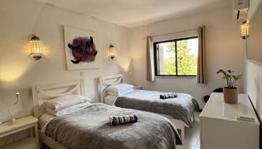 Casa Julio-Rooftop Terrace & Pool 5 Min to Beach - Foto 2