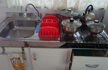 Apto 1 Quarto com Varanda e Estacionamento perto da praia - Foto 43