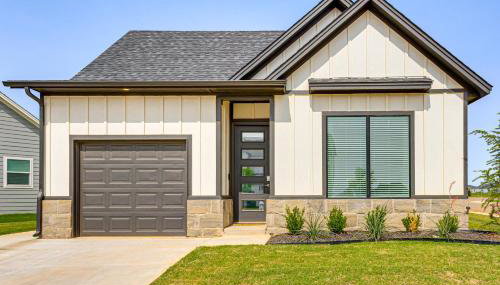 Pool Access and Private Yard Oklahoma City Retreat - Foto 2