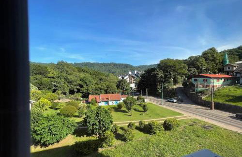 Conforto e charme na Serra Gaúcha Gramado - Foto 21