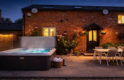 Falstaff Cottage, NEW HOT TUB, Sleeps up to 5, Stratford upon Avon - Foto 21
