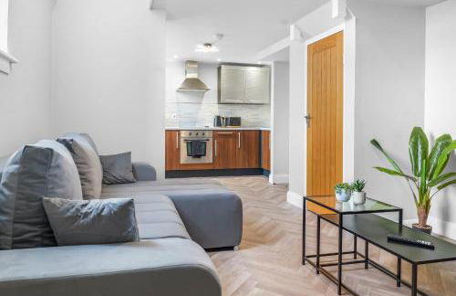 St George's Quarter Stay - Modern City Centre Duplex - Perfect for Business & Leisure - FREE PARKING - WiFi Included - Close to transport links - Foto 4