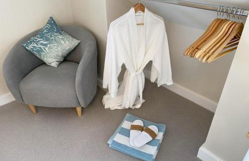 Luxury retreat with hot tub & wood burner - Mylor - Foto 56