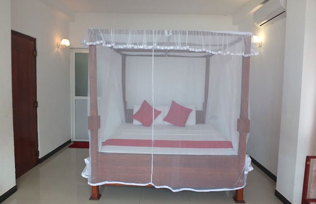 Ocean Breeze Villa - Photo 9