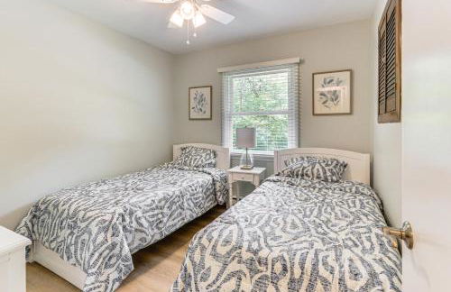 4 Mi to Penn State Suburban Happy Valley Home - Foto 14